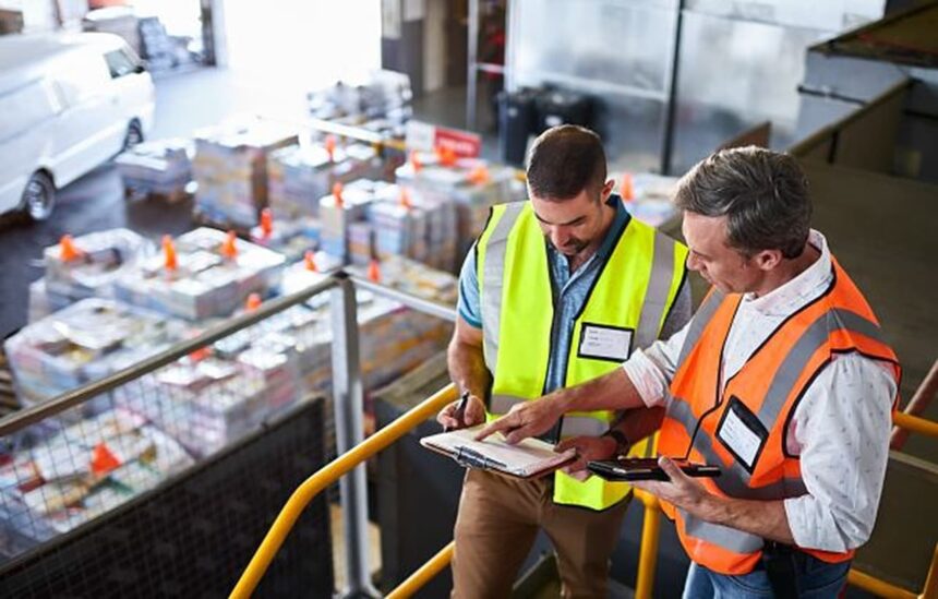 Nível Médio: Centro Logístico abre vaga para Auxiliar de Operações