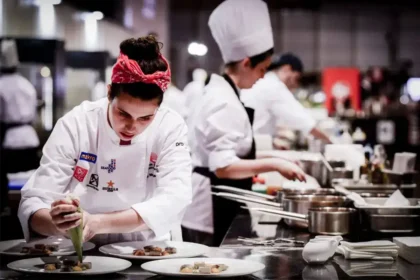 restaurante em sp está com vagas abertas para cozinheiro e mais